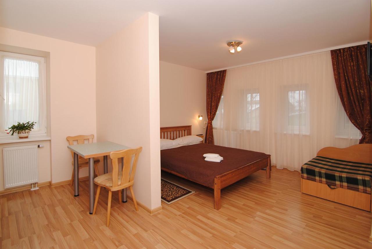Palangos Vila Apartments Паланга Экстерьер фото