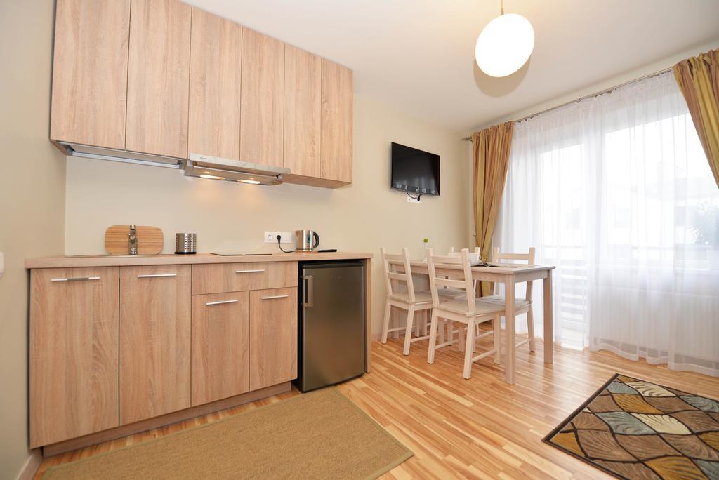 Palangos Vila Apartments Паланга Номер фото
