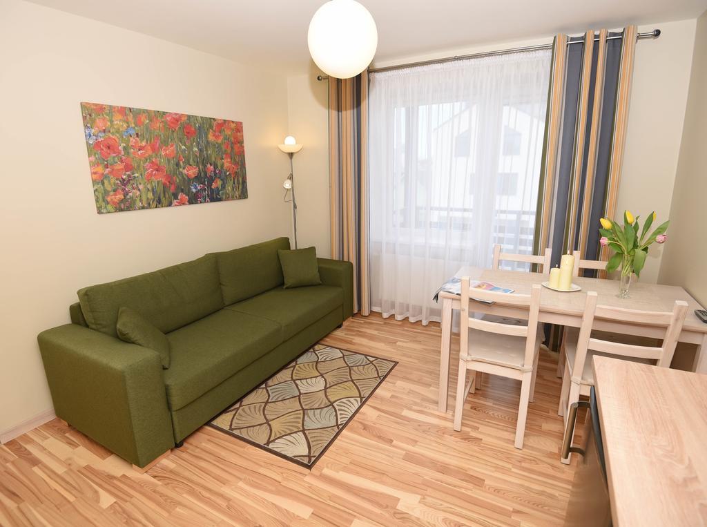 Palangos Vila Apartments Паланга Экстерьер фото